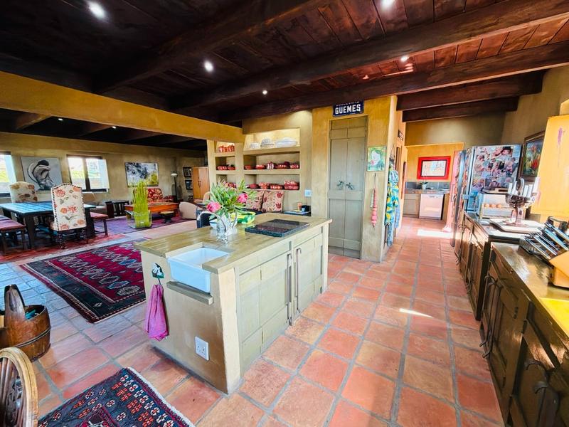 7 Bedroom Property for Sale in Westcliff Western Cape